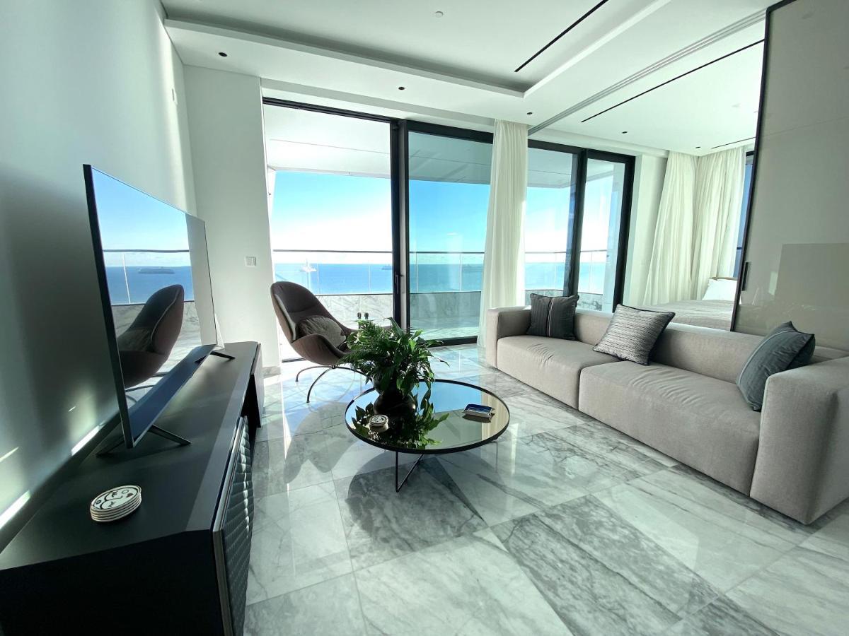 Luxury Private Apartments - Limassol Exteriör bild